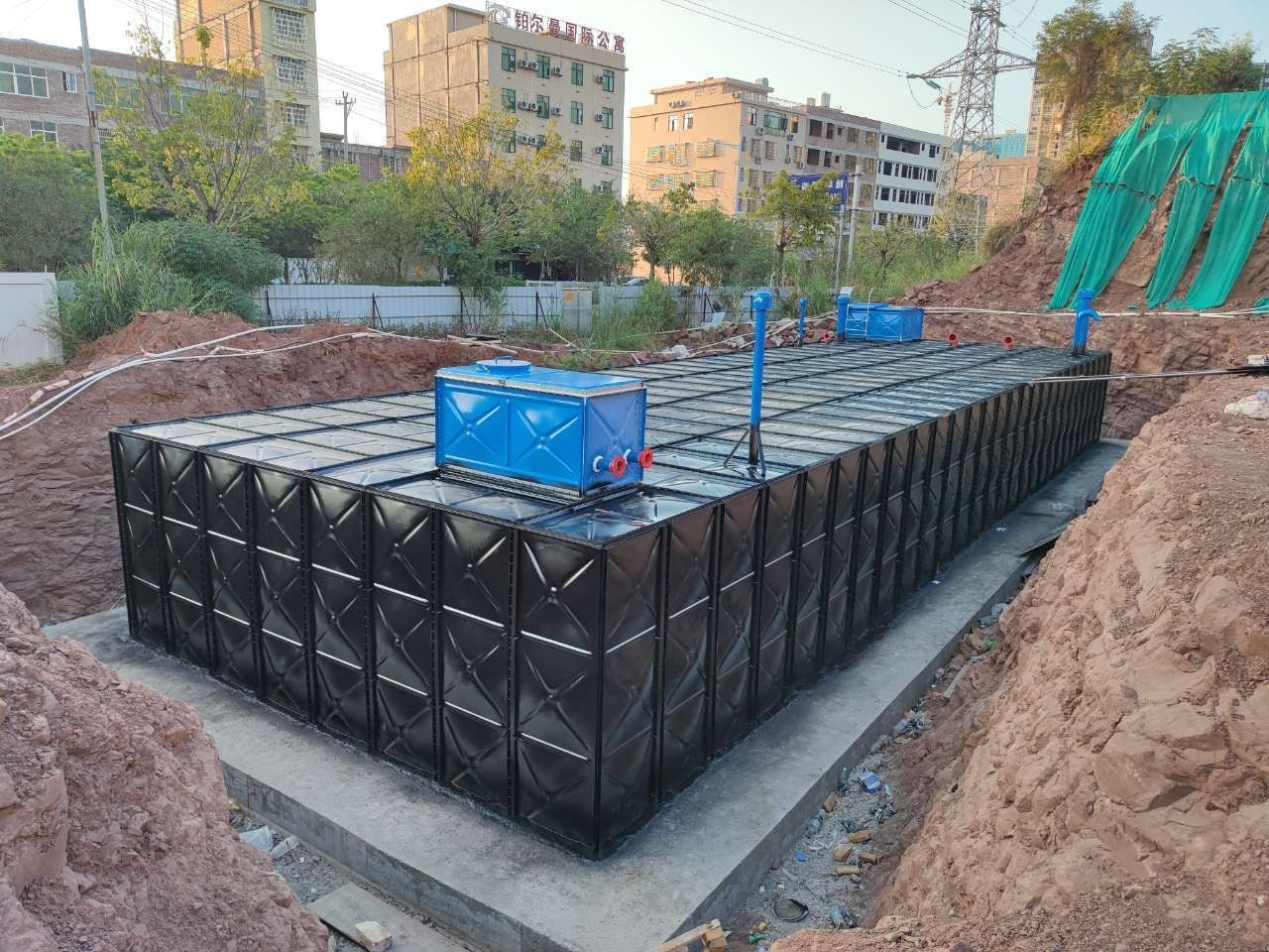 Formulário de composição e instalação da estação de bomba de bomba de caixa enterrada anti-flutuação Equipamento integrado de abastecimento de água
